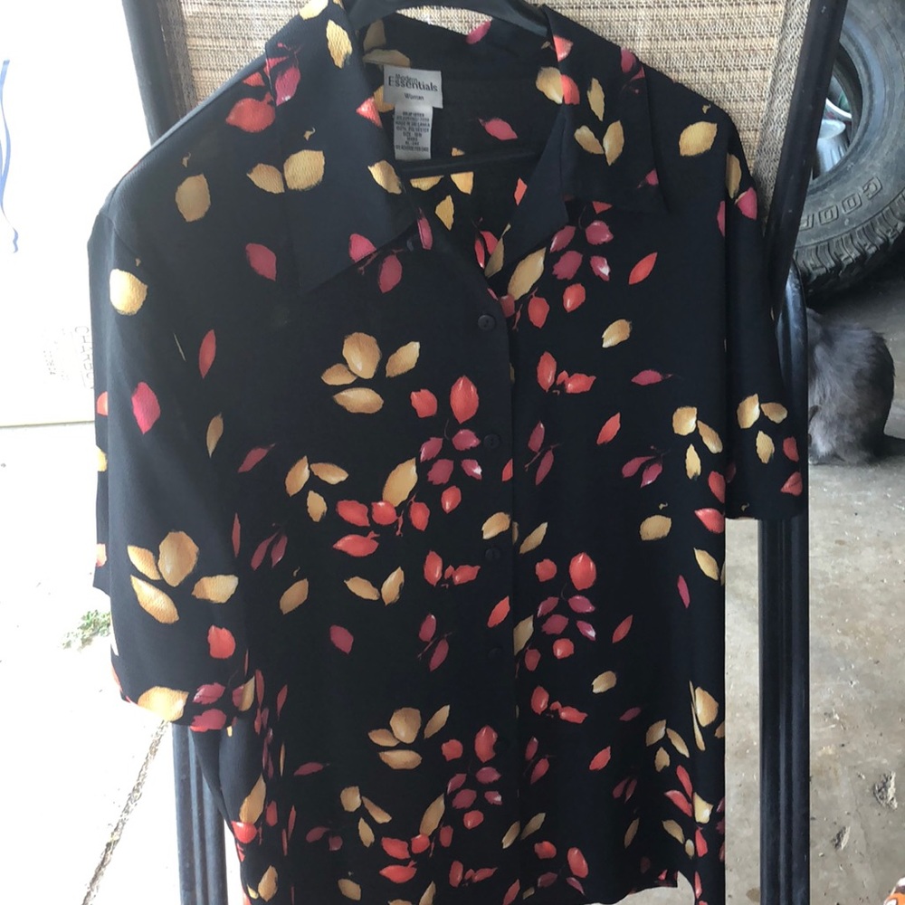Modern essentials top size18w